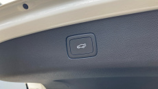 MG Hs 1.5 T-GDI PHEV Exclusive 5dr Auto Hatchback